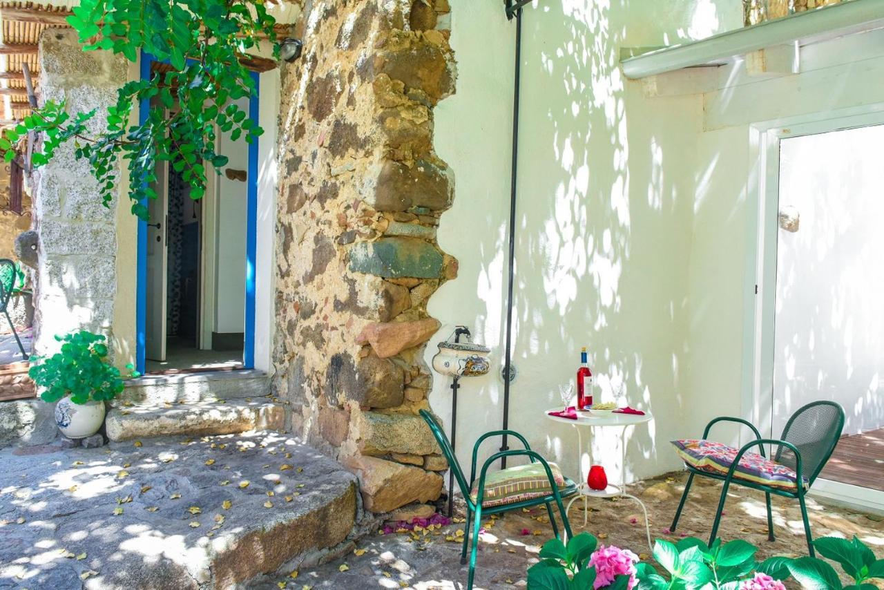 La Corte del Carrubo Bari Sardo Esterno foto