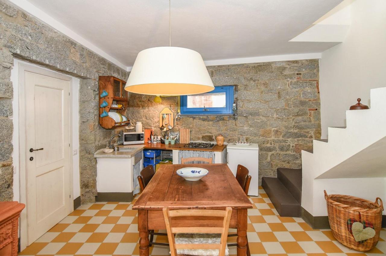 La Corte del Carrubo Bari Sardo Esterno foto