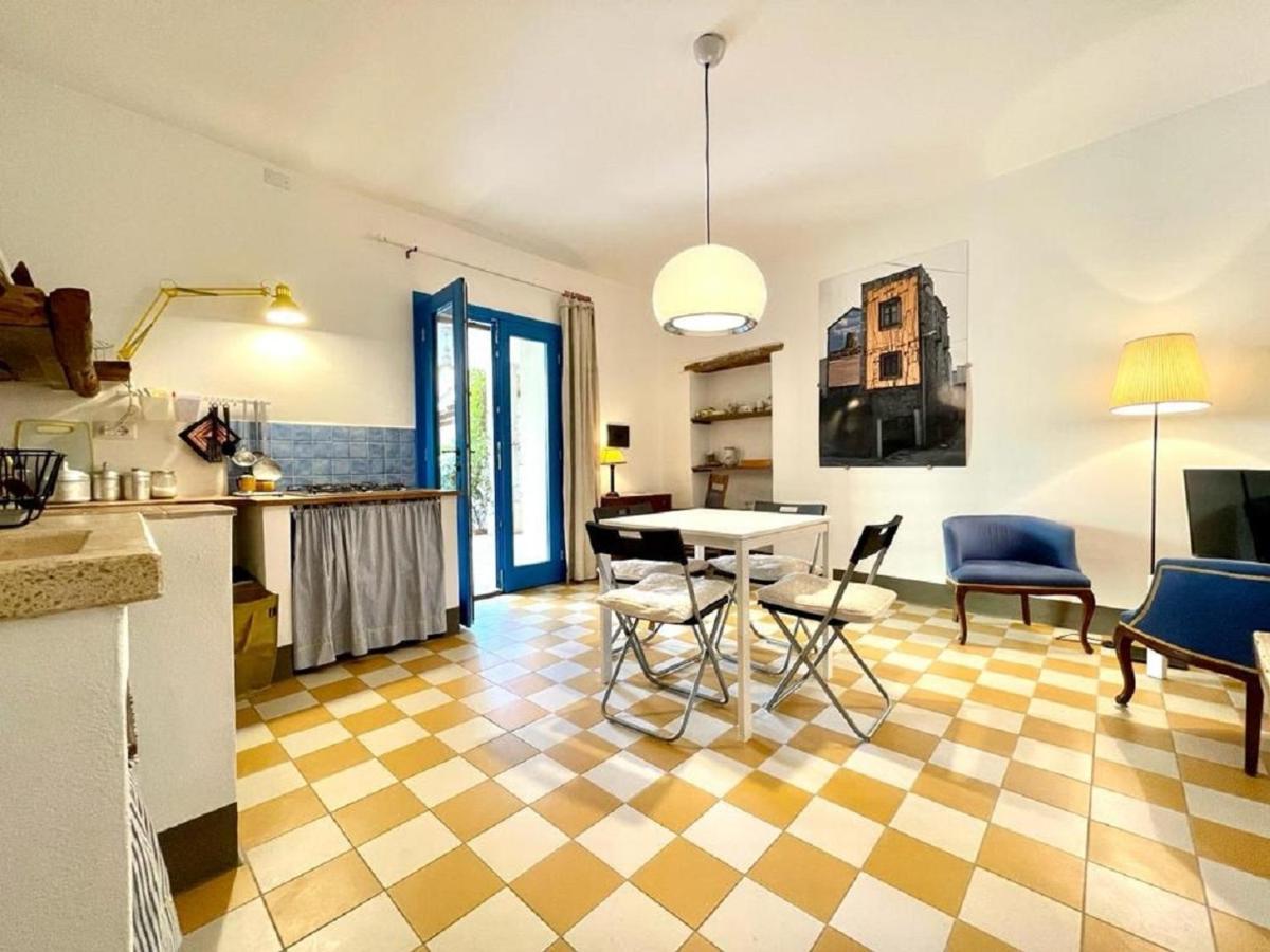 La Corte del Carrubo Bari Sardo Esterno foto